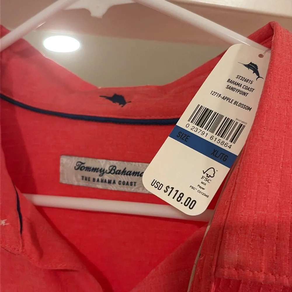 Tommy Bahama Mens Bahama Coast Sandy-point Shirt
Apple Blossom color - Picture 3 of 3